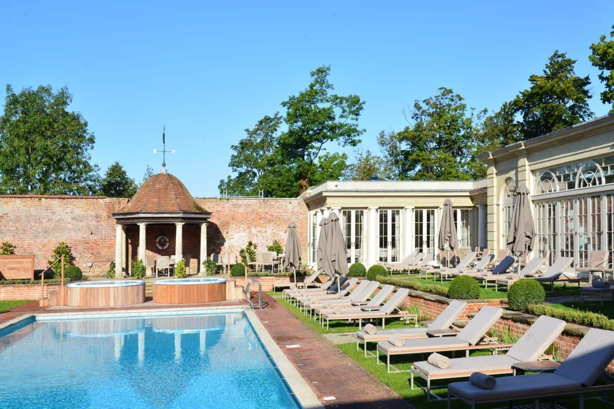 cliveden spa timber windows