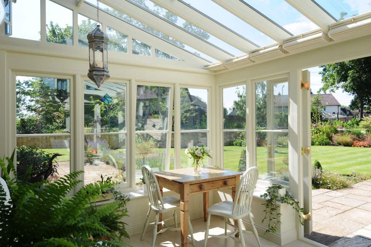 conservatory with bespoke blinds