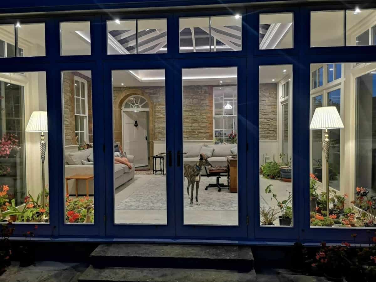 garden room living room