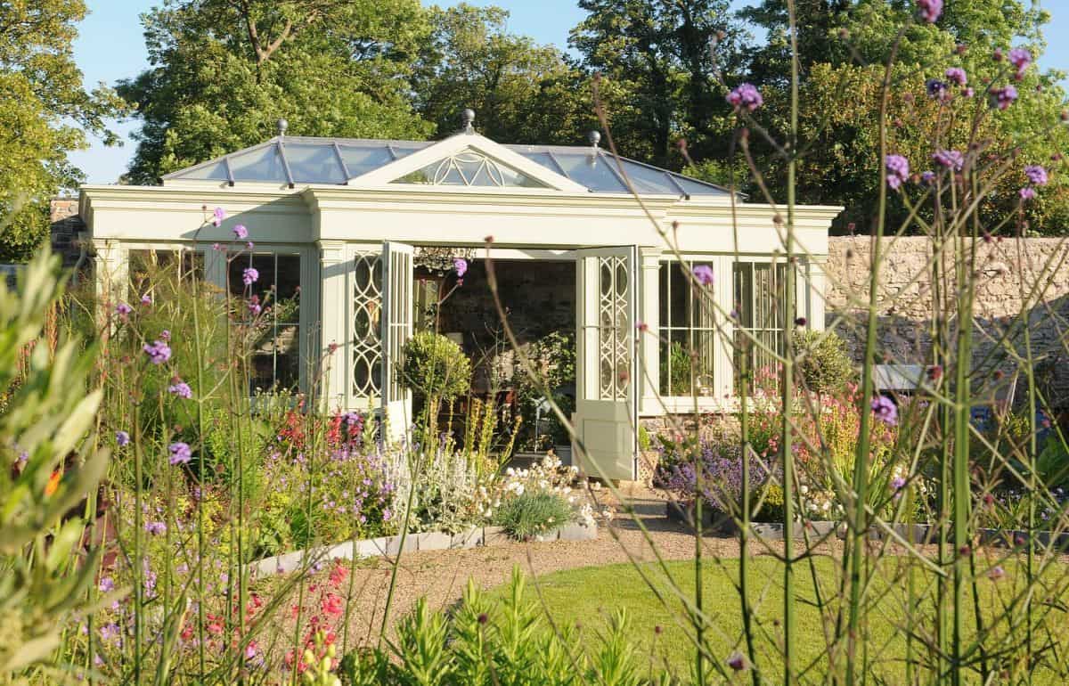 stand alone garden room