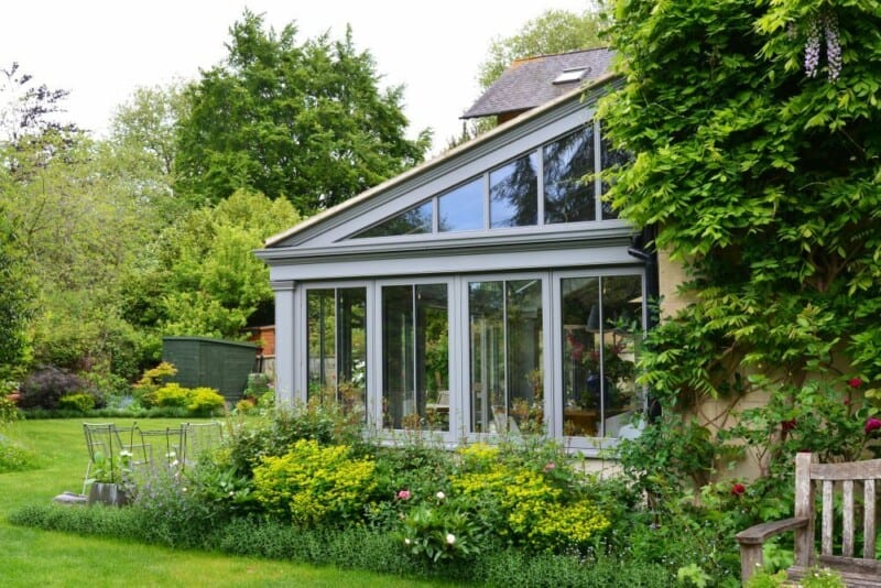 painted garden room listed building