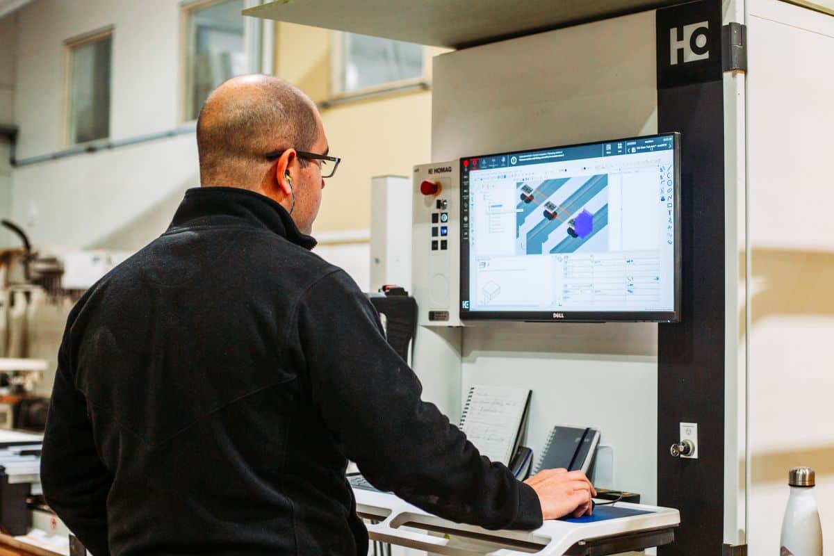 cnc machine programming