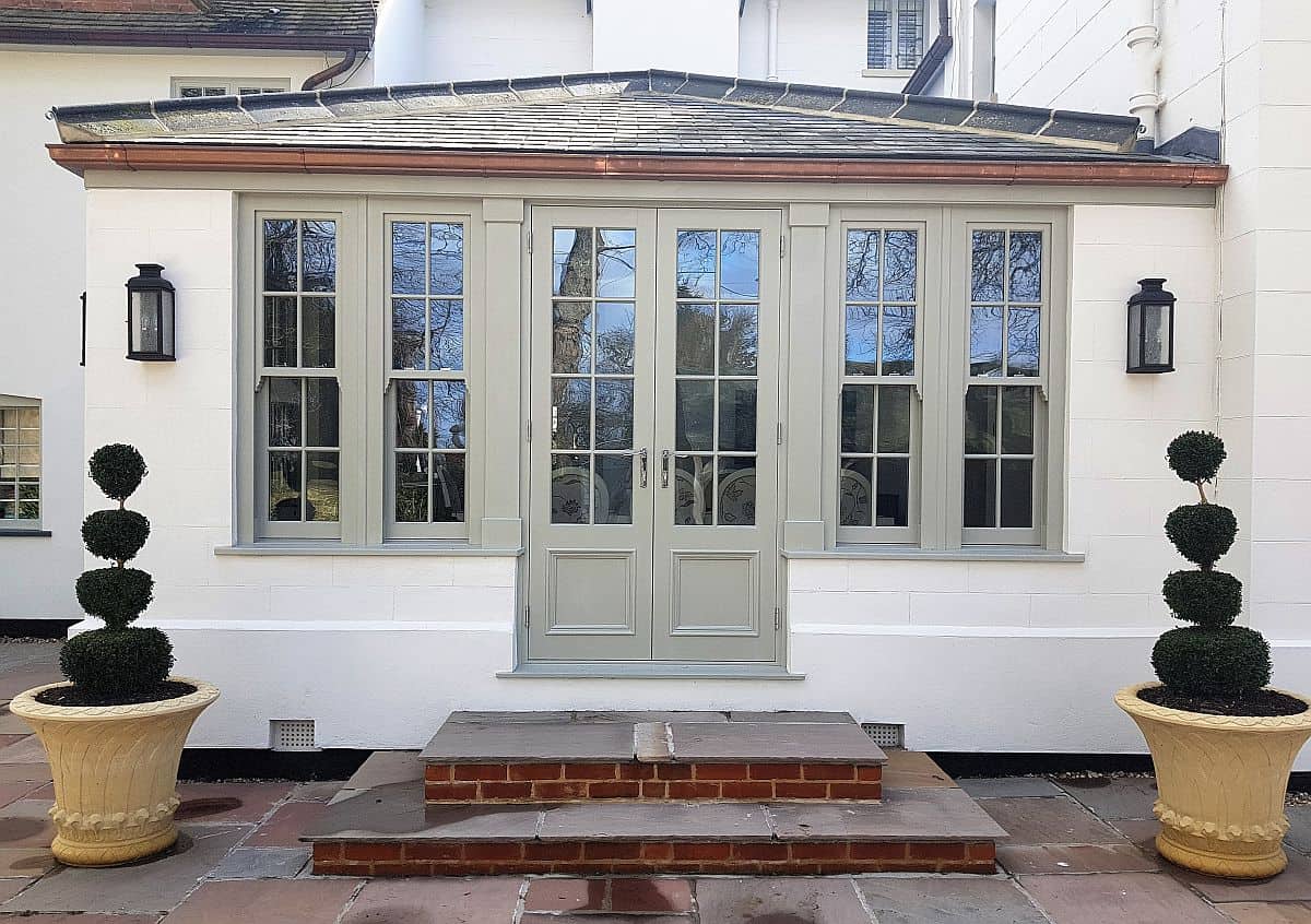 garden room painted pavilion