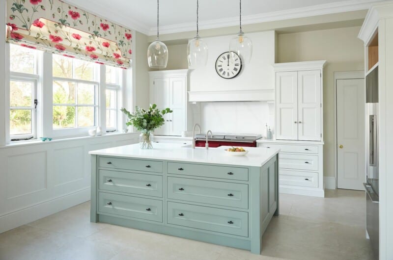 bespoke kitchen pinner home