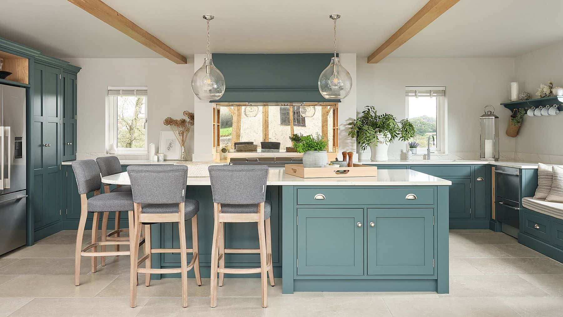 luxury bespoke kitchen